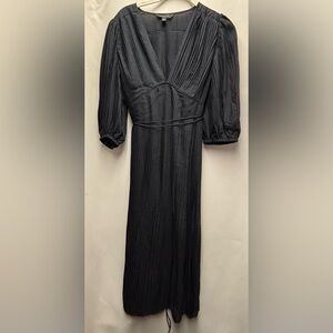 Banana Republic Women’s Black Pleated Midi Dress Size Medium